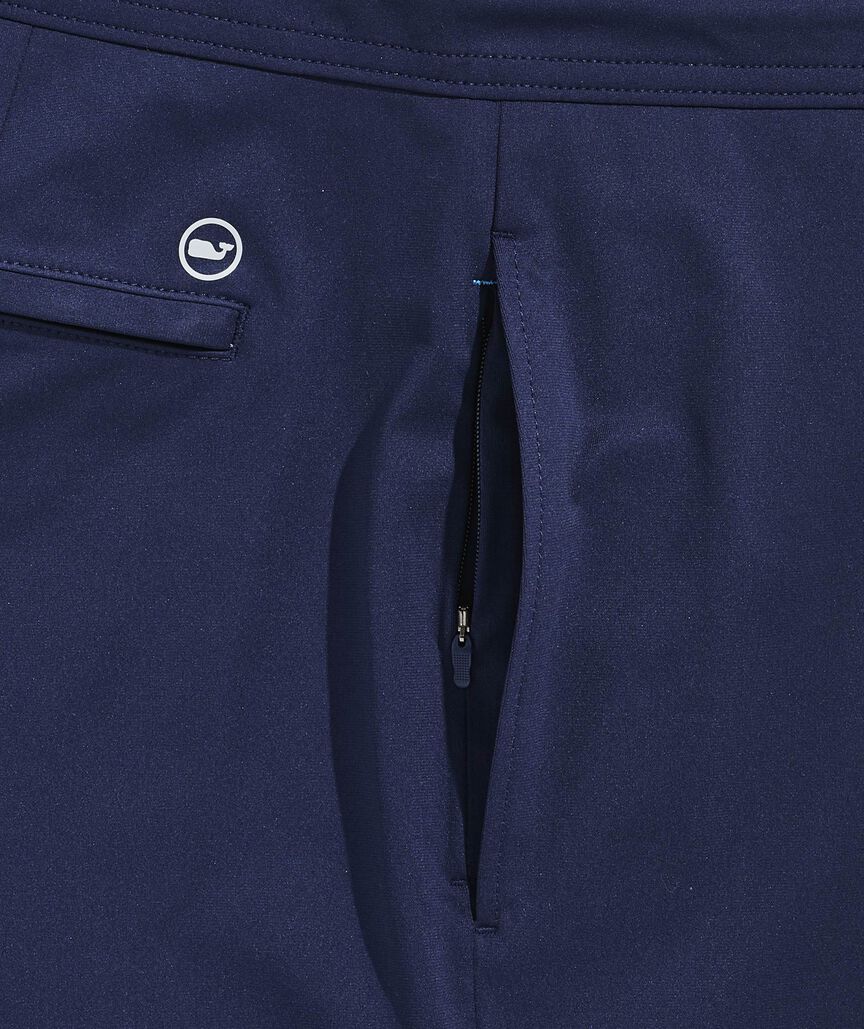 7 Inch On-The-Go Warp Knit Performance Shorts