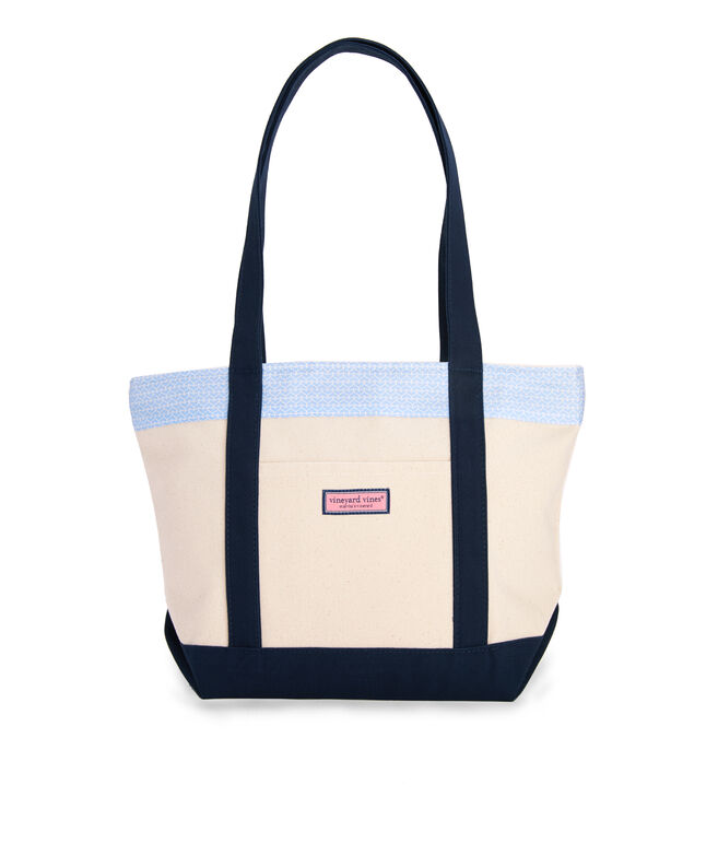 Shop Whale Tail Classic Tote at vineyard vines