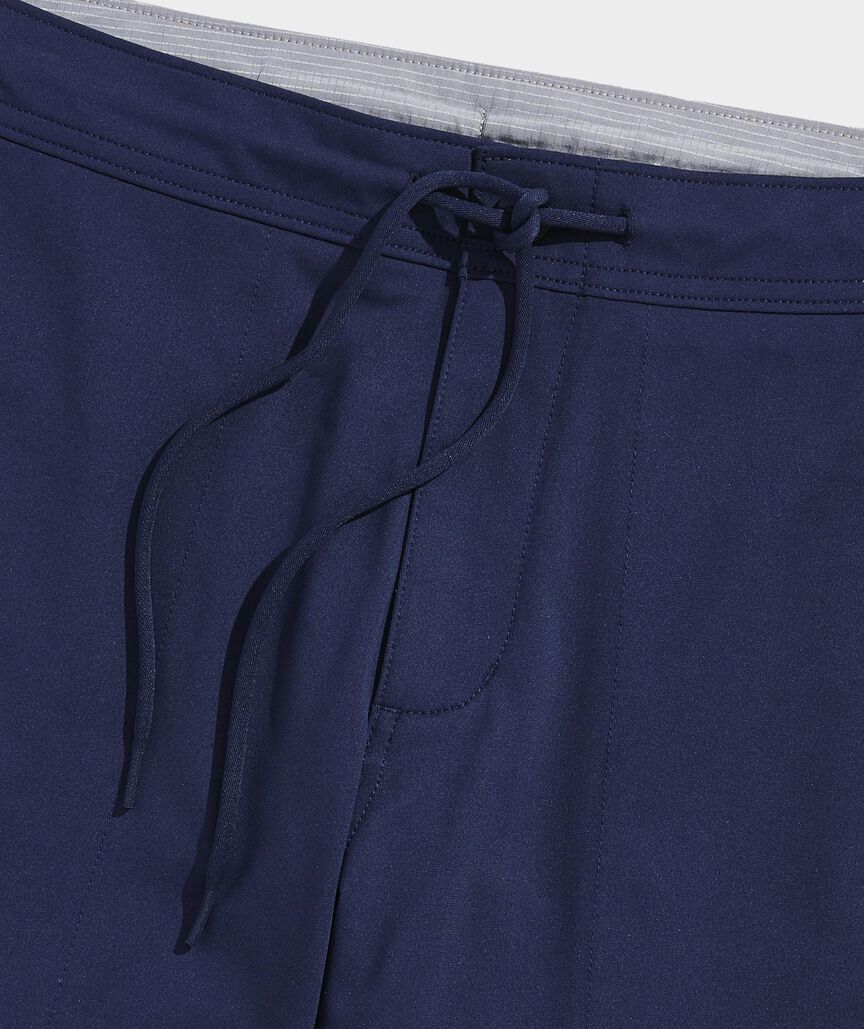 7 Inch On-The-Go Warp Knit Performance Shorts