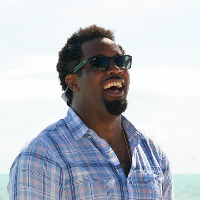 Dhani Jones: The Globetrotter