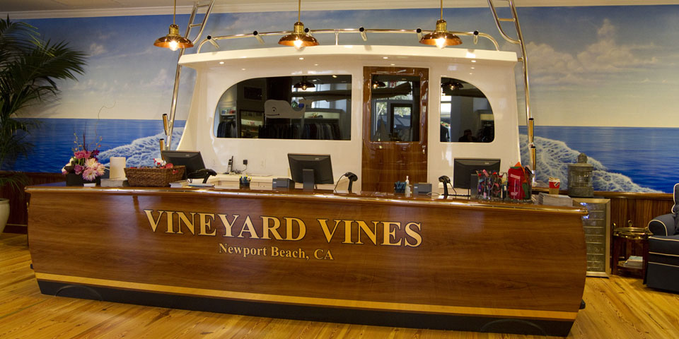 Vineyard Vines Opens at Fashion Island